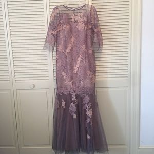 BEAUTIFUL Rickie Freeman for Teri Jon Gown